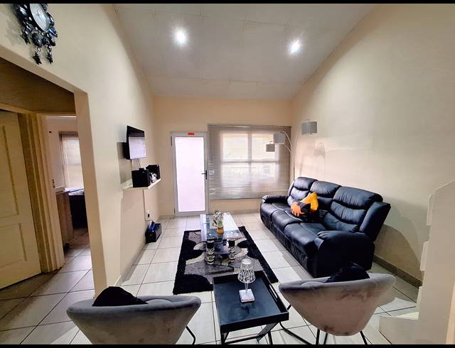 2 BEDROOM APARTMENT FOR SALE IN CHASEDENE